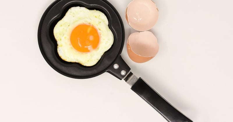 Comment cuisiner des oeufs brouilles parfaits : la methode cremeuse